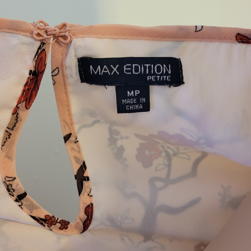 3/$15 MAX EDITION BLOUSE MEDIUM PETITE - Picture 5 of 5